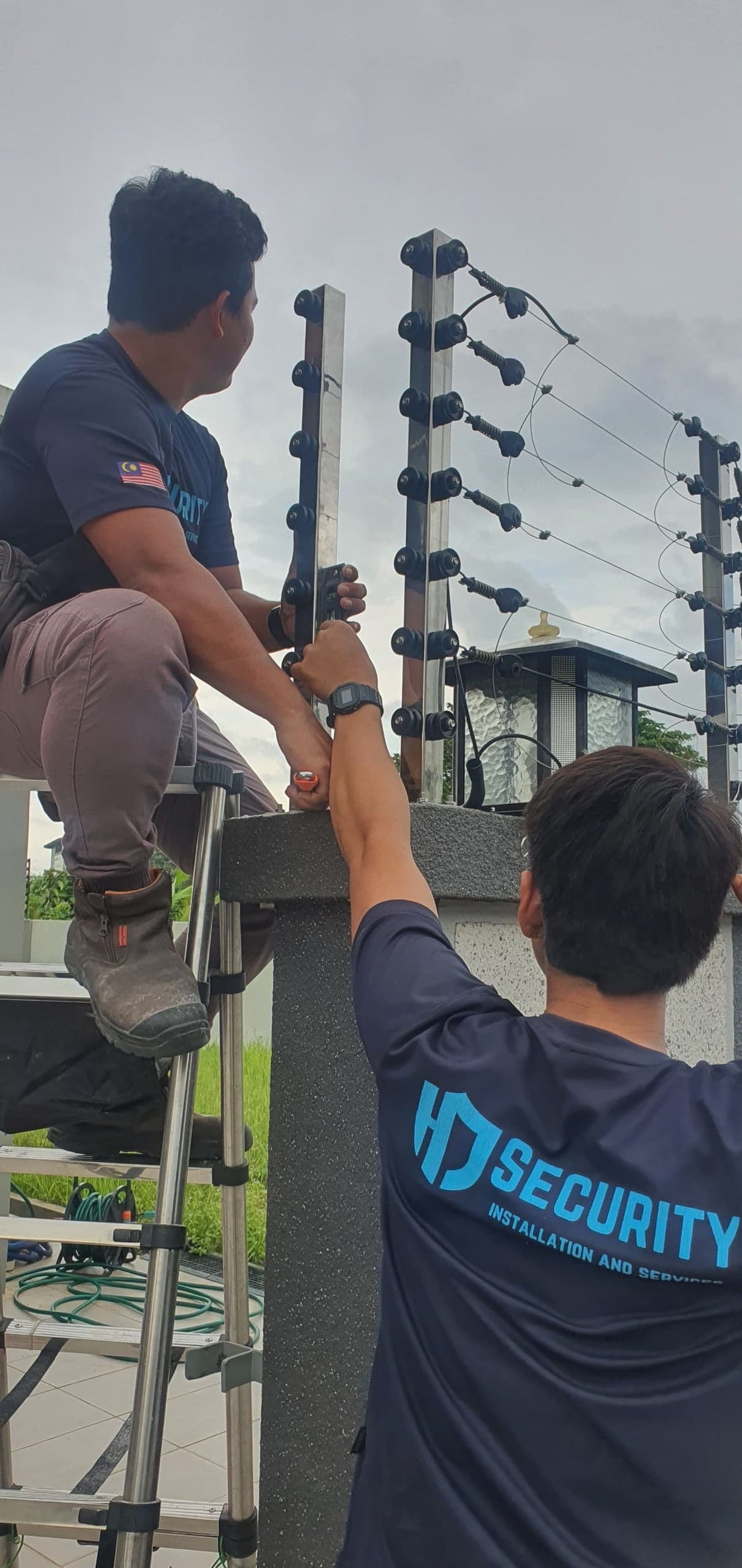 kuching electric fence 